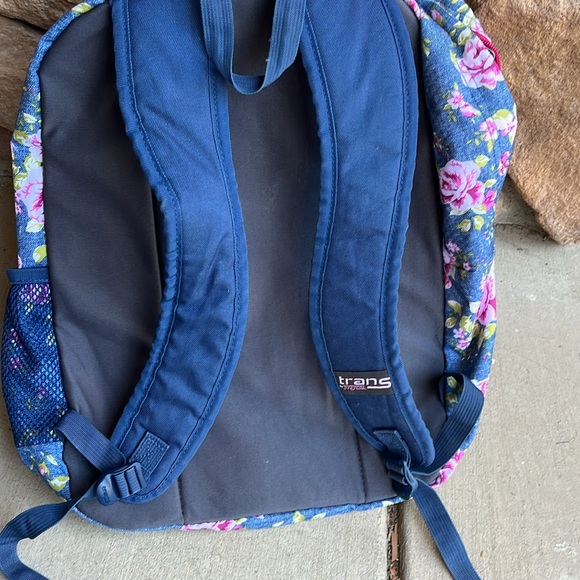 Handout Trans backpack floral design pink roses blue denim. Color: blue/pink - Picture 3 of 14